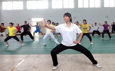 常明月受孟州体育局邀请培训