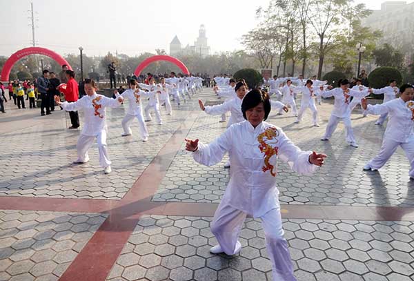 孟州市成功举办太极拳、广播体操大赛