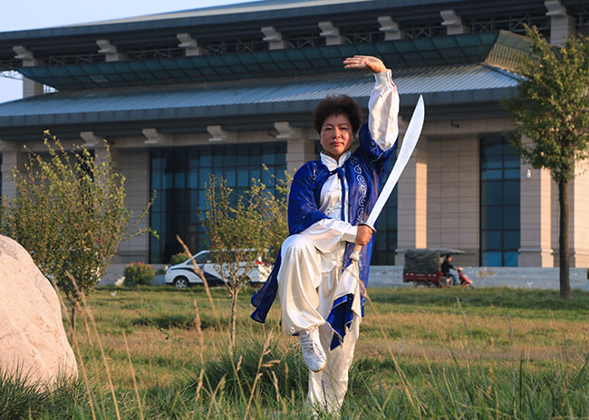 杨生花获奖