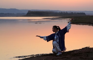 “非处方药”——太极拳使用
