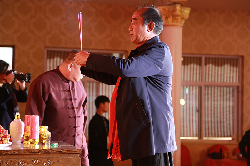 太极拳名家常子轩喜收新徒